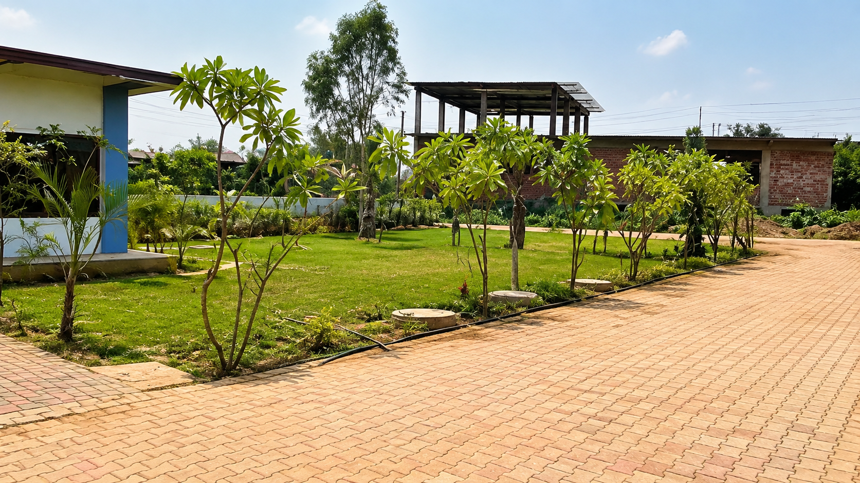 Motia Sunrise Hills landscaped site with paved pathway